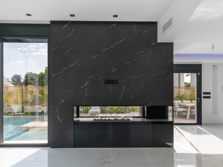 Villa for Sale in Torrevieja, Alicante 31