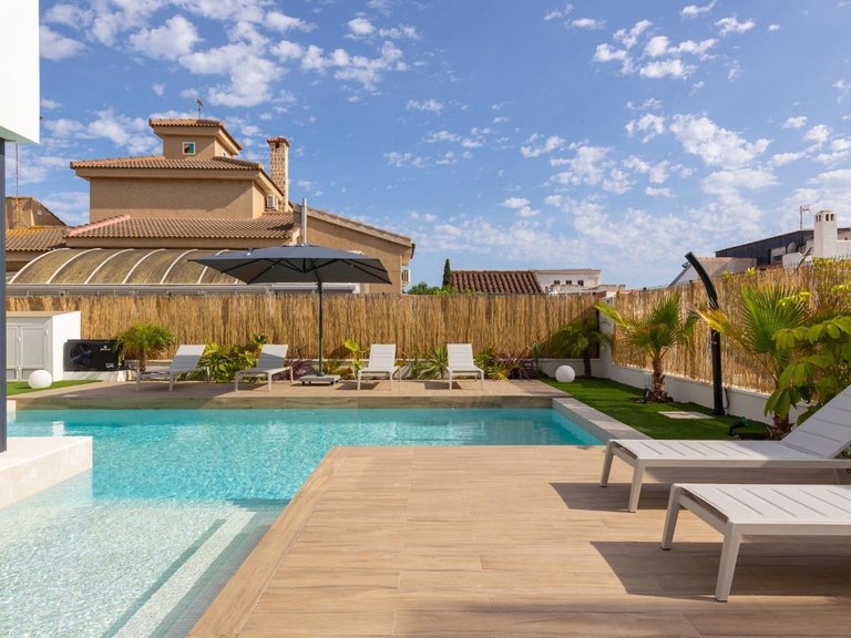Villa for Sale in Torrevieja, Alicante 49