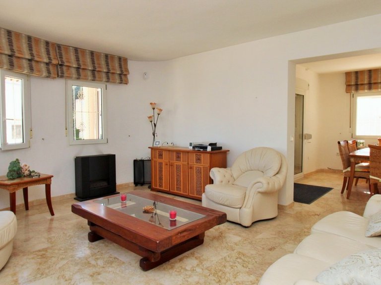 Villa for Sale in Orihuela Costa, Alicante 5