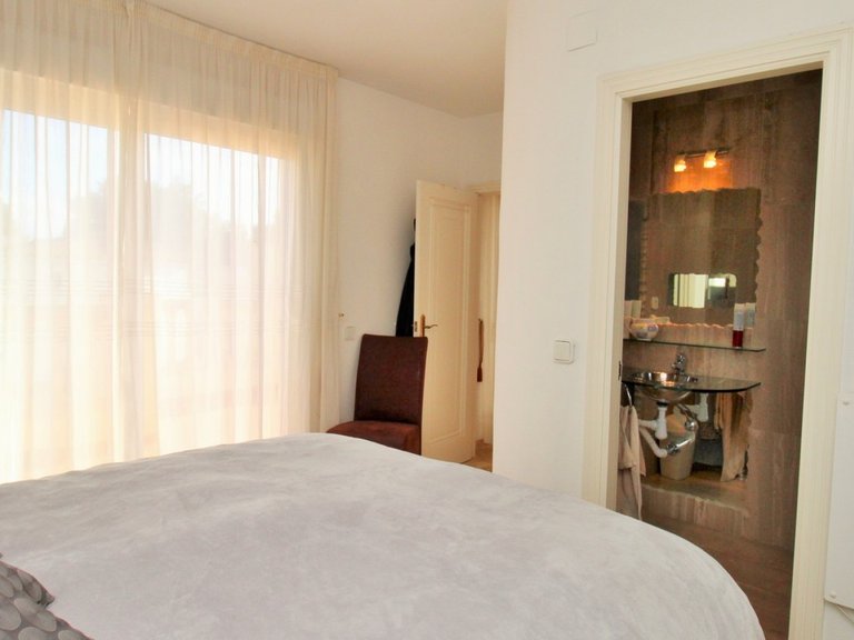 Villa for Sale in Orihuela Costa, Alicante 18