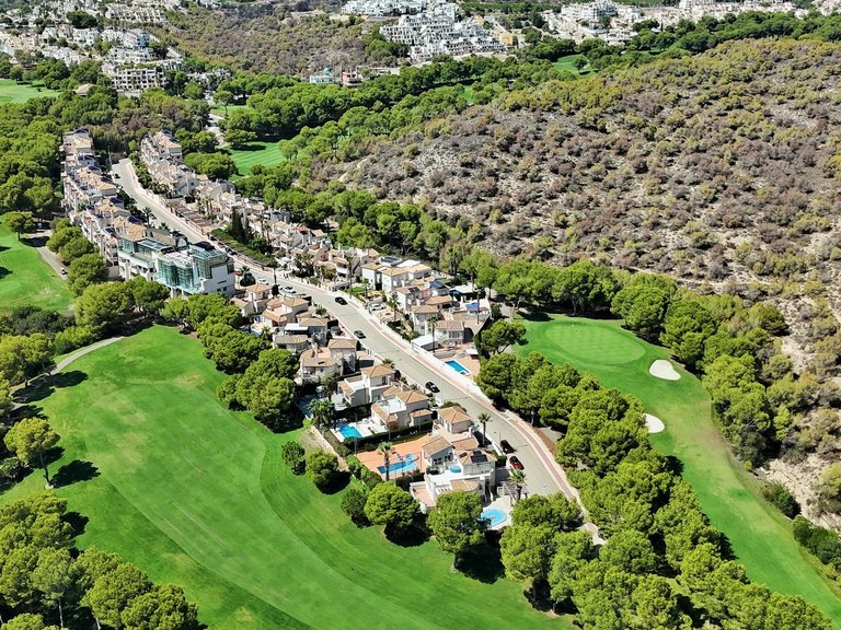 Villa for Sale in Orihuela Costa, Alicante 33