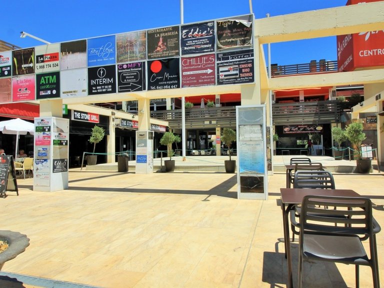 Villa for Sale in Orihuela Costa, Alicante 36