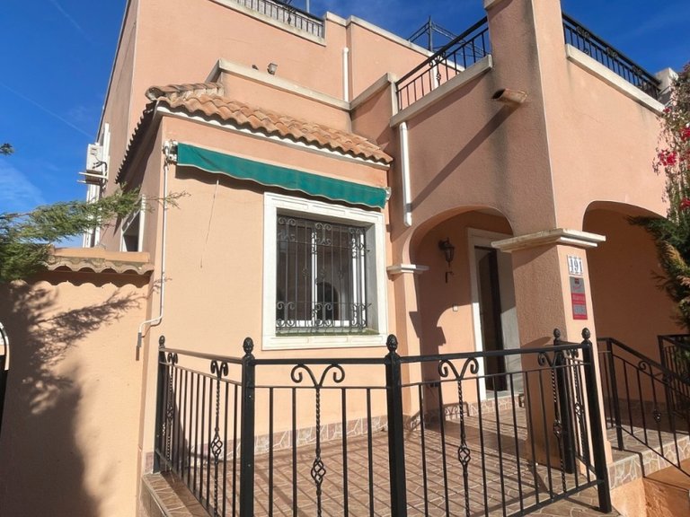 Town House for Sale in Los Montesinos, Alicante 1