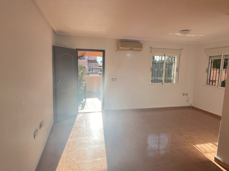 Town House for Sale in Los Montesinos, Alicante 11