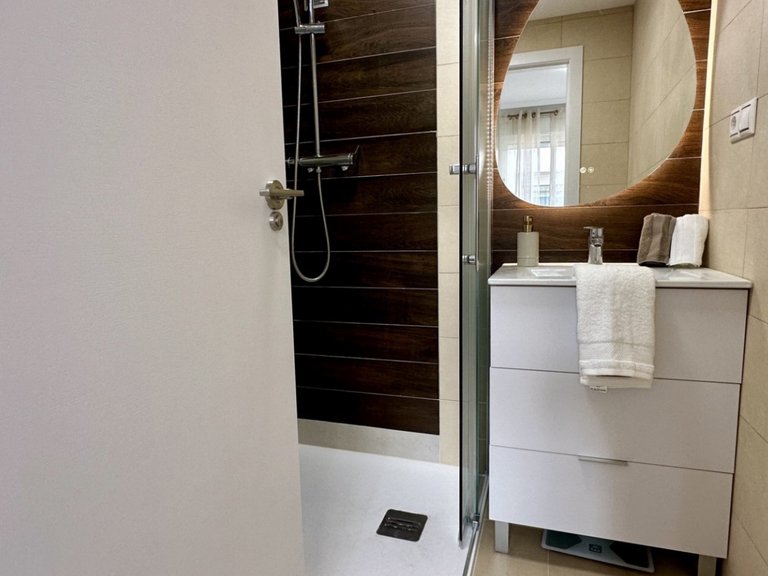 Apartment for Sale in Torrevieja, Alicante 32