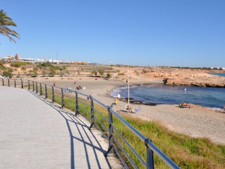 Apartment for Sale in Orihuela Costa, Alicante 28