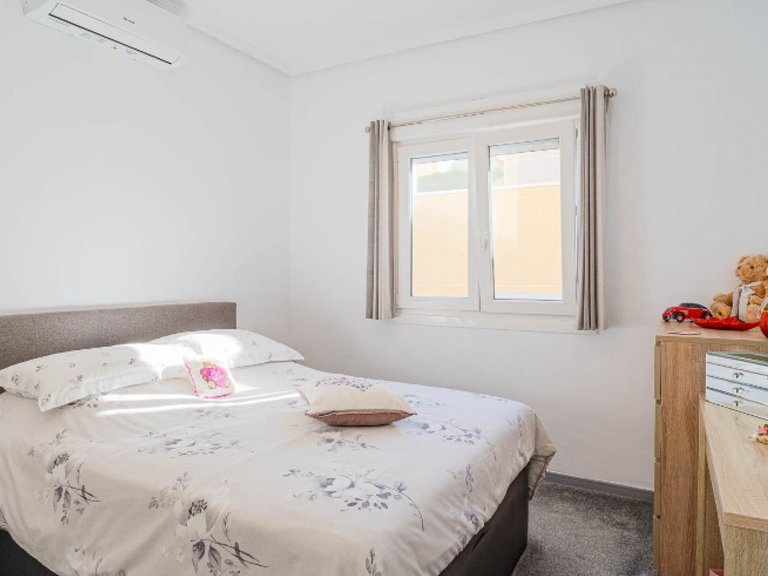 Villa en Venta en Orihuela Costa, Alicante 3