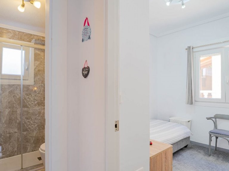 Villa en Venta en Orihuela Costa, Alicante 30