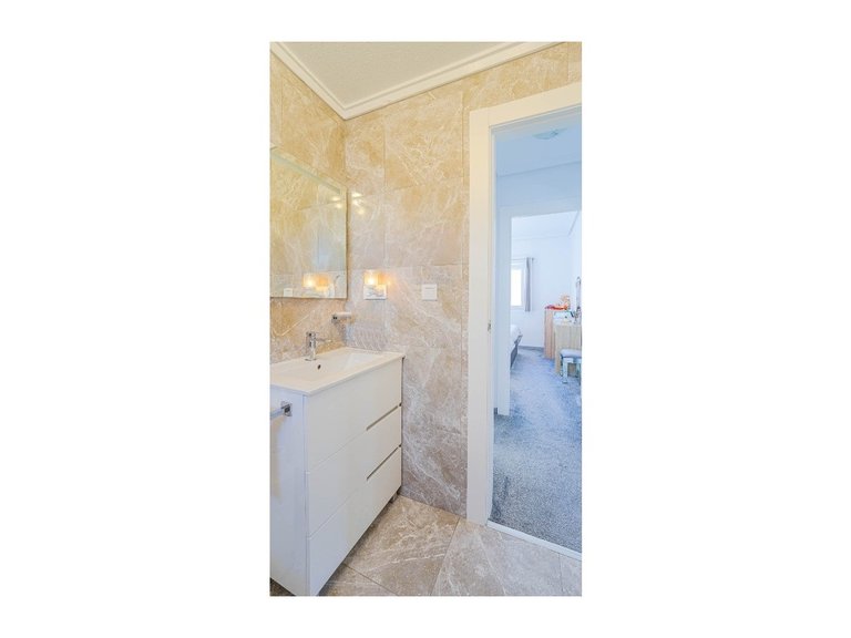 Villa en Venta en Orihuela Costa, Alicante 33