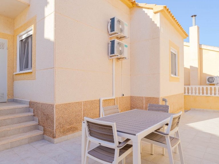 Villa en Venta en Orihuela Costa, Alicante 44