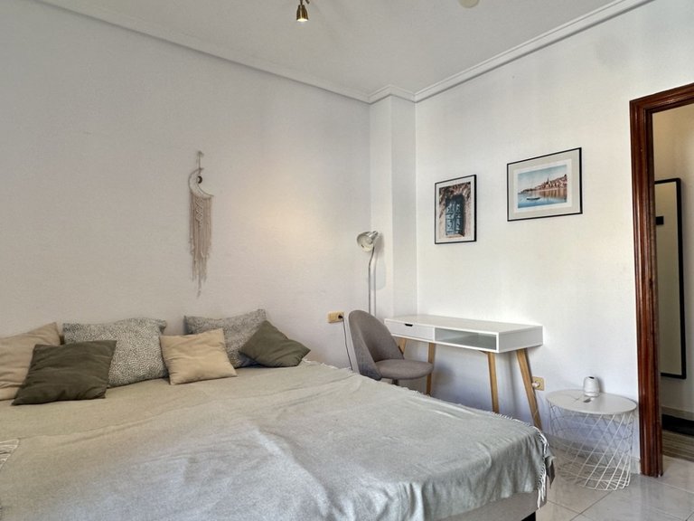 Apartment for Sale in Torrevieja, Alicante 17