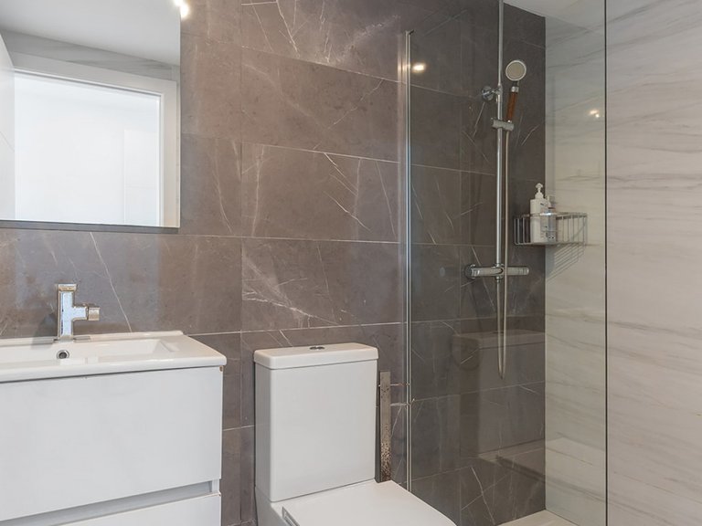 Apartment for Sale in Torrevieja, Alicante 30