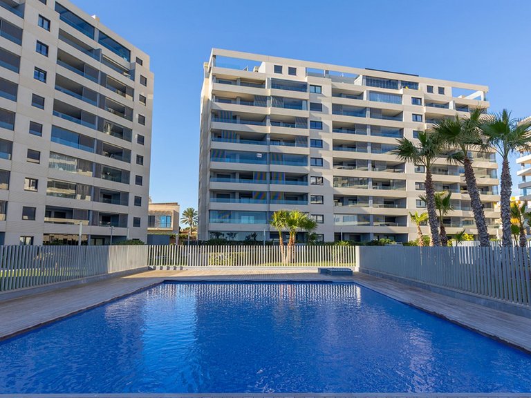 Apartment for Sale in Torrevieja, Alicante 46