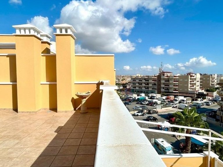 Apartment for Sale in Orihuela Costa, Alicante 28