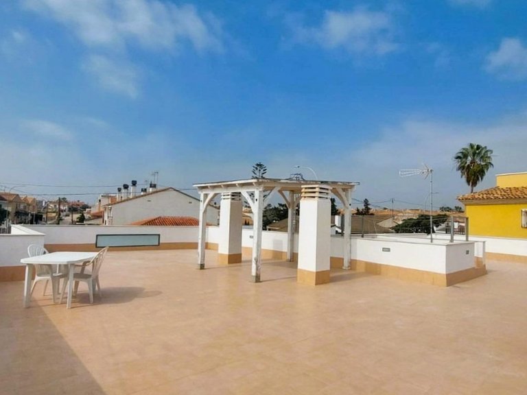 Villa for Sale in Pilar De La Horadada, Alicante 35