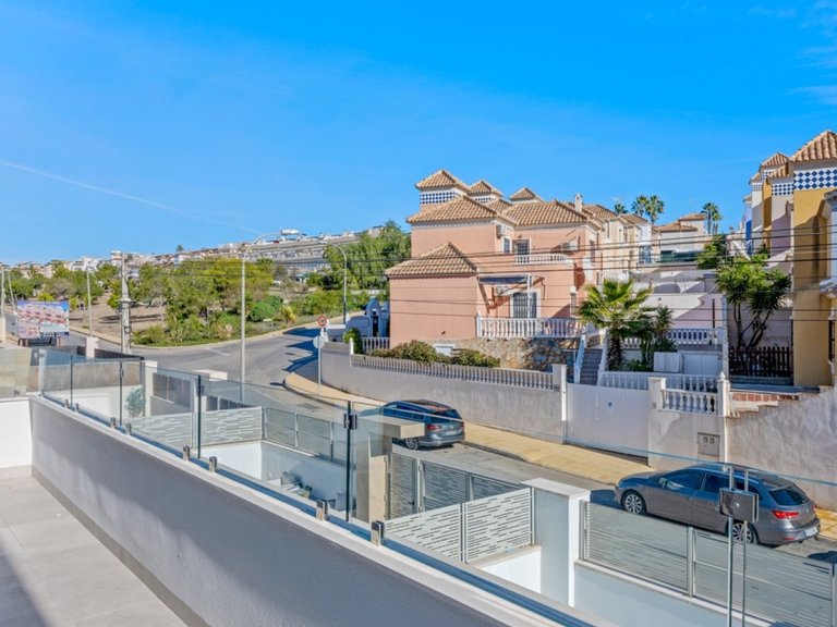 Villa for Sale in Orihuela Costa, Alicante 34