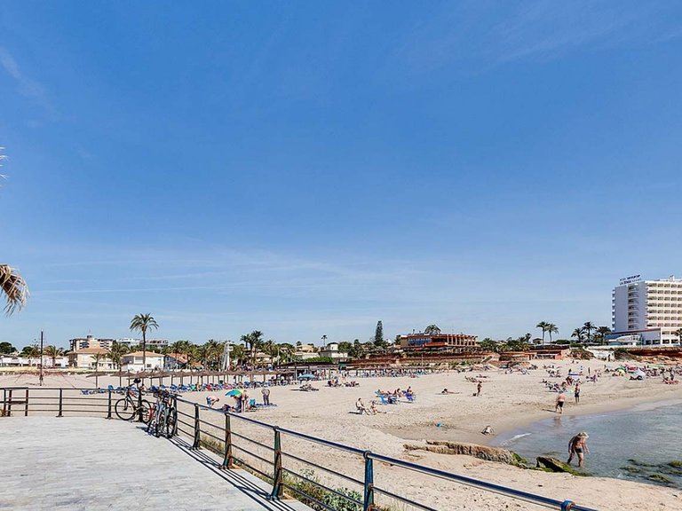 Villa for Sale in Orihuela Costa, Alicante 12