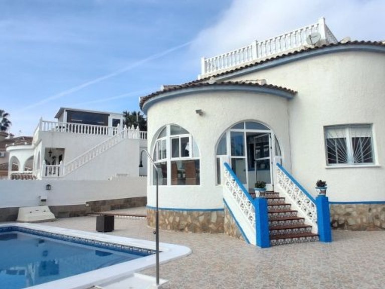 Villa for Sale in Rojales, Alicante 6