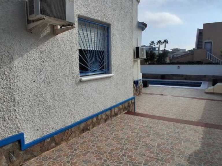 Villa for Sale in Rojales, Alicante 7