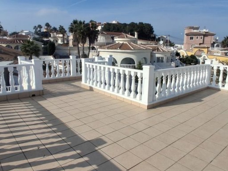 Villa for Sale in Rojales, Alicante 25