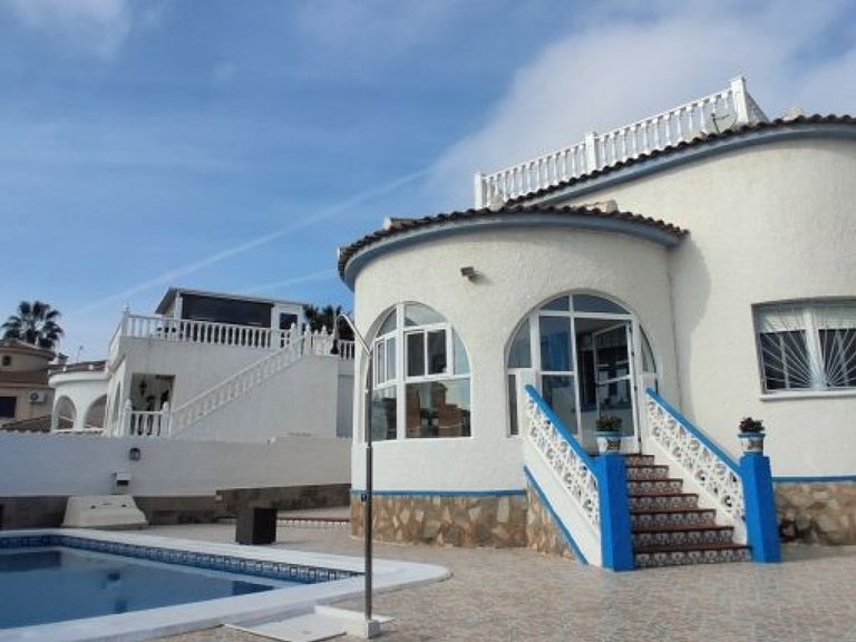 Villa for Sale in Rojales, Alicante 31
