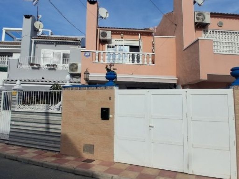 Town House for Sale in Torrevieja, Alicante 3