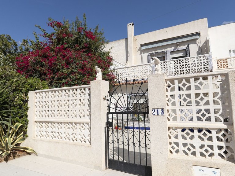 Town House for Sale in Torrevieja, Alicante 2