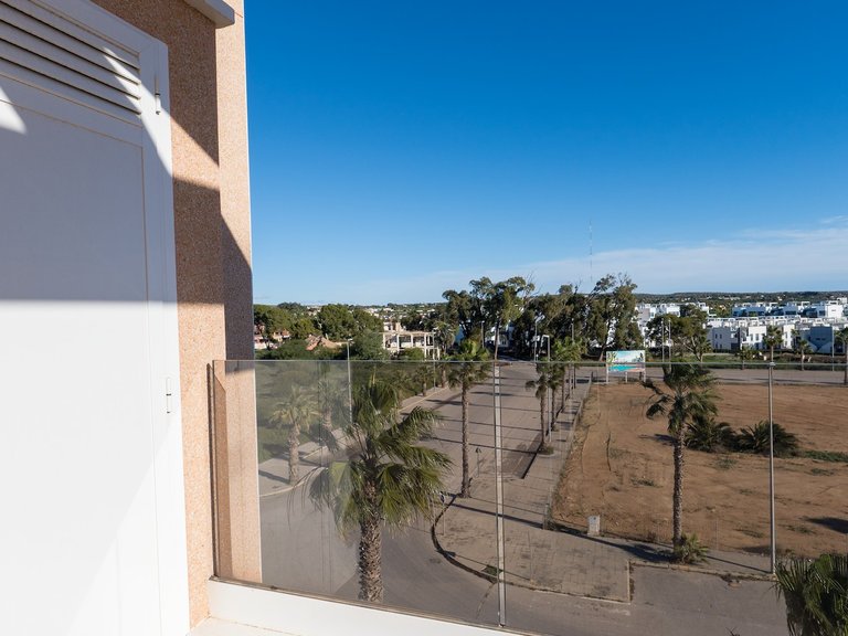 Apartment for Sale in Guardamar Del Segura, Alicante 30