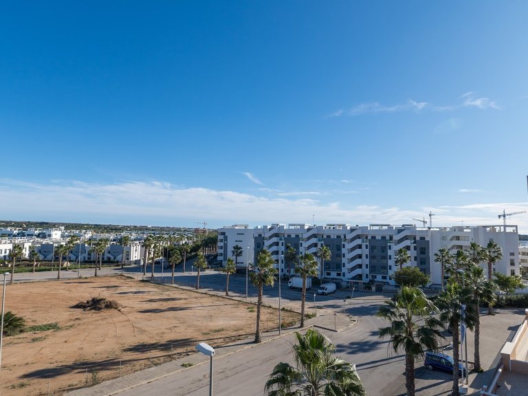Apartment for Sale in Guardamar Del Segura, Alicante 37