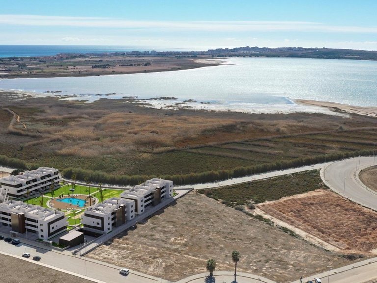 Apartment for Sale in Guardamar Del Segura, Alicante 5