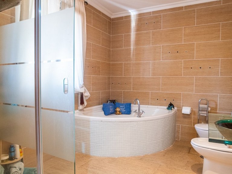 Villa for Sale in Torrevieja, Alicante 11