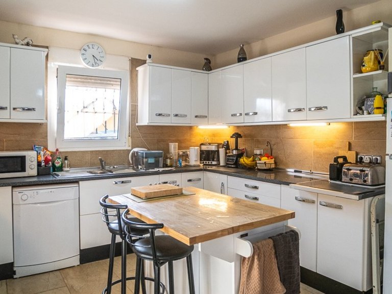 Villa for Sale in Torrevieja, Alicante 19