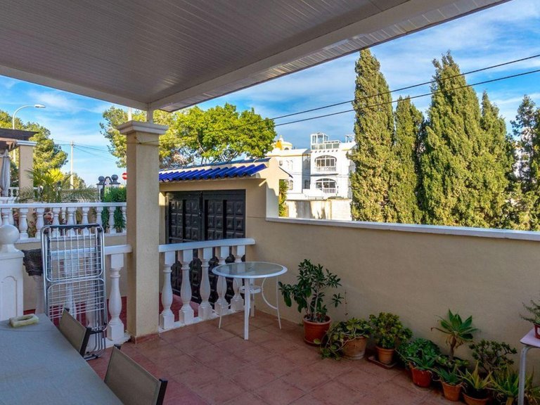 Villa for Sale in Orihuela Costa, Alicante 3