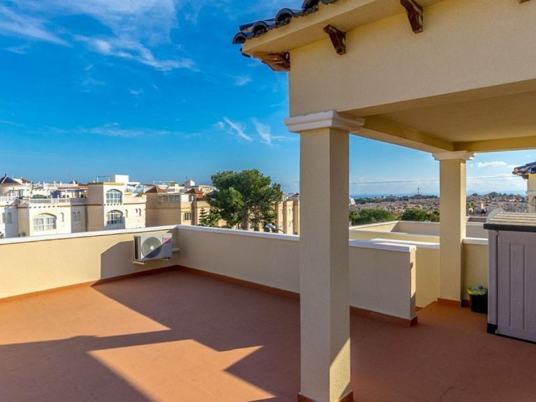 Villa for Sale in Orihuela Costa, Alicante 25
