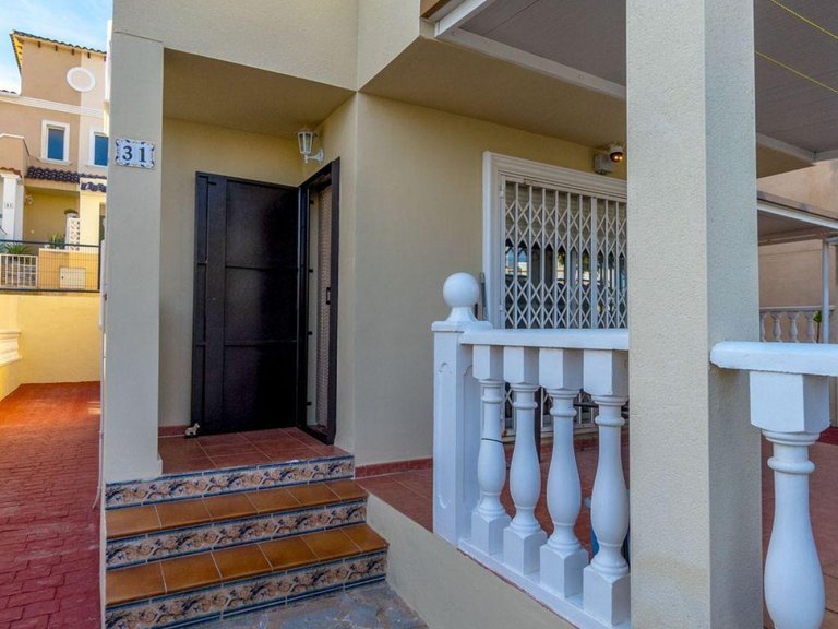 Villa for Sale in Orihuela Costa, Alicante 32