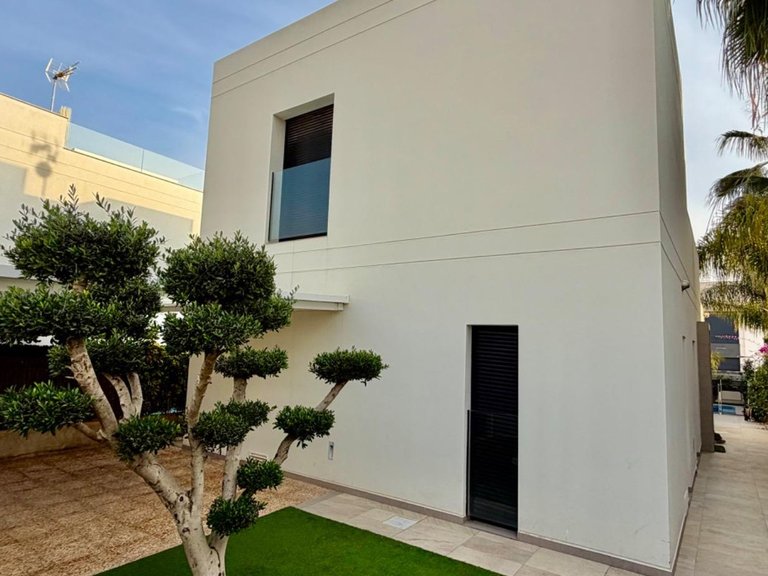 Villa for Sale in Rojales, Alicante 2