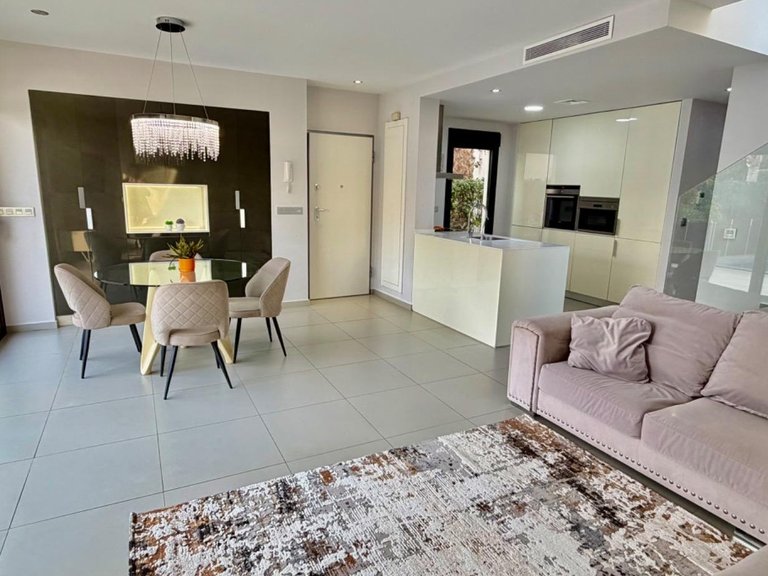 Villa for Sale in Rojales, Alicante 5