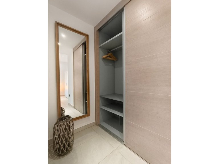 Villa for Sale in Guardamar Del Segura, Alicante 14