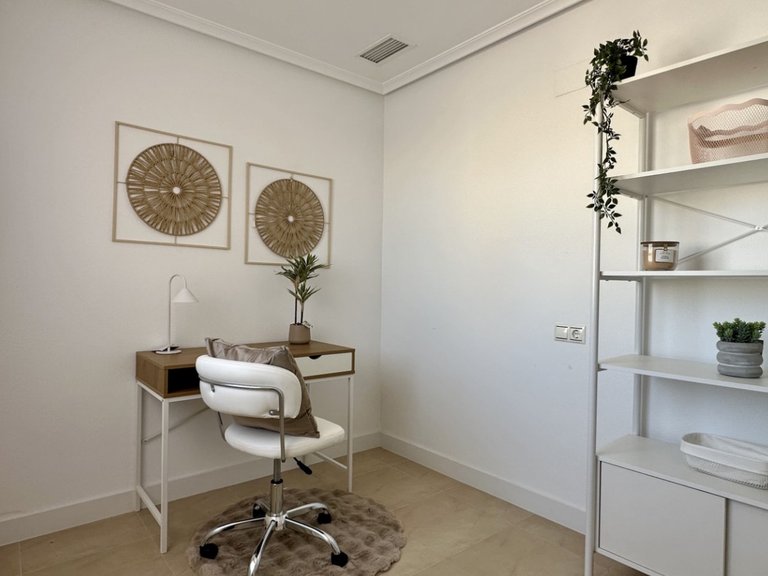 Apartment for Sale in Torrevieja, Alicante 24