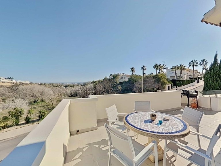 Villa for Sale in Orihuela Costa, Alicante 32