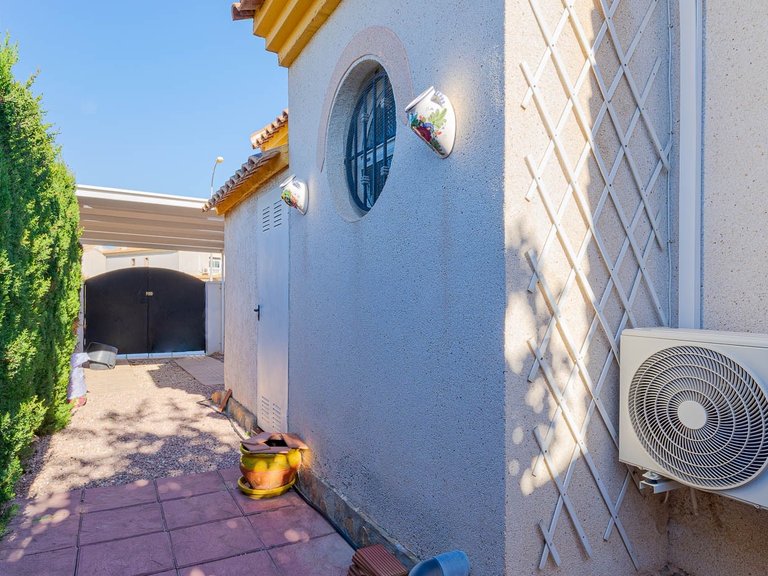 Town House for Sale in Orihuela Costa, Alicante 8