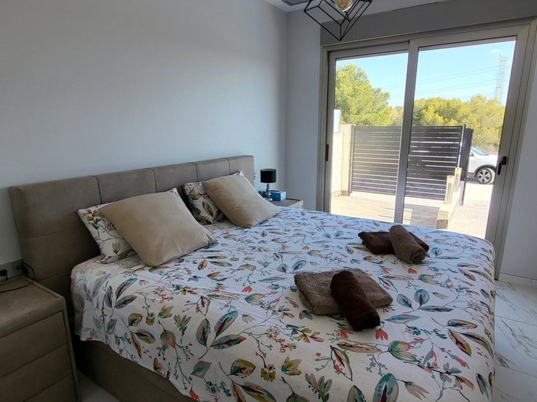 Villa for Sale in Orihuela Costa, Alicante 12