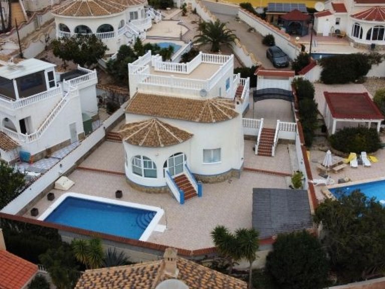 Villa for Sale in Rojales, Alicante 3