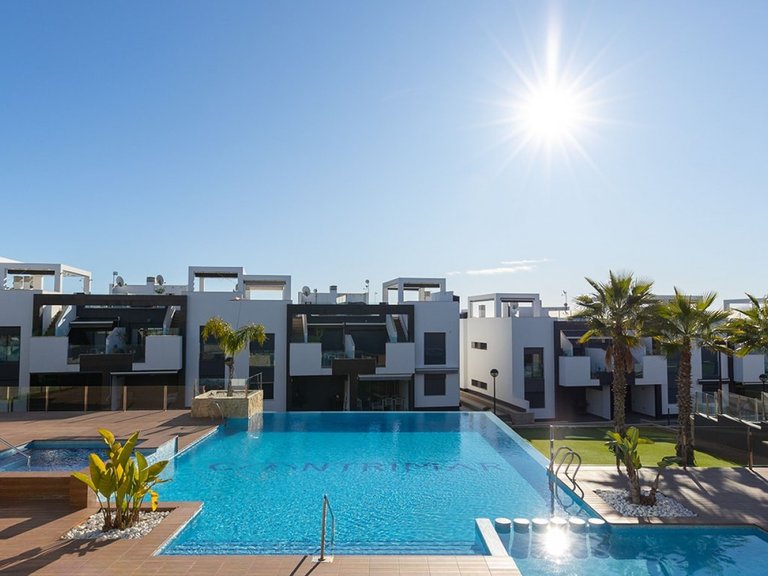 Apartment for Sale in Orihuela Costa, Alicante 1