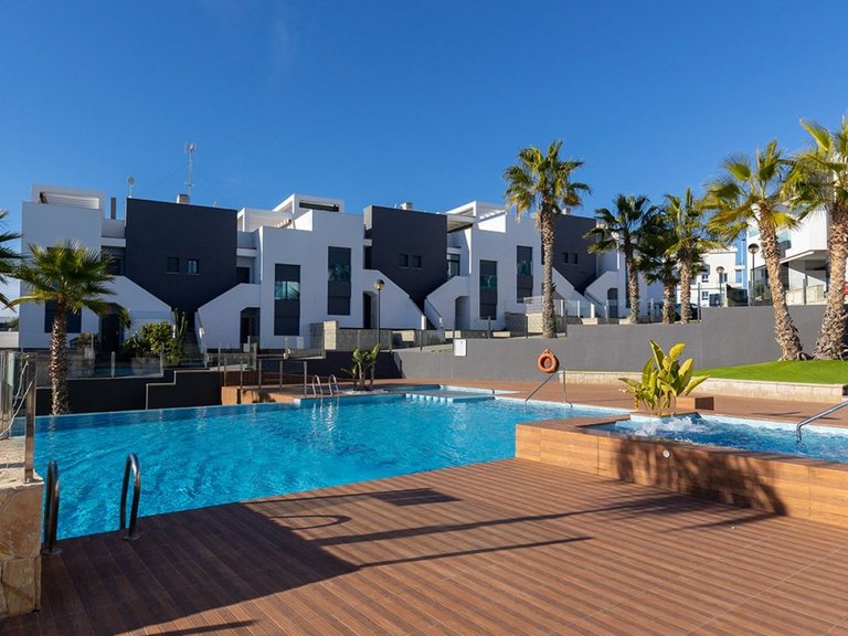 Apartment for Sale in Orihuela Costa, Alicante 2