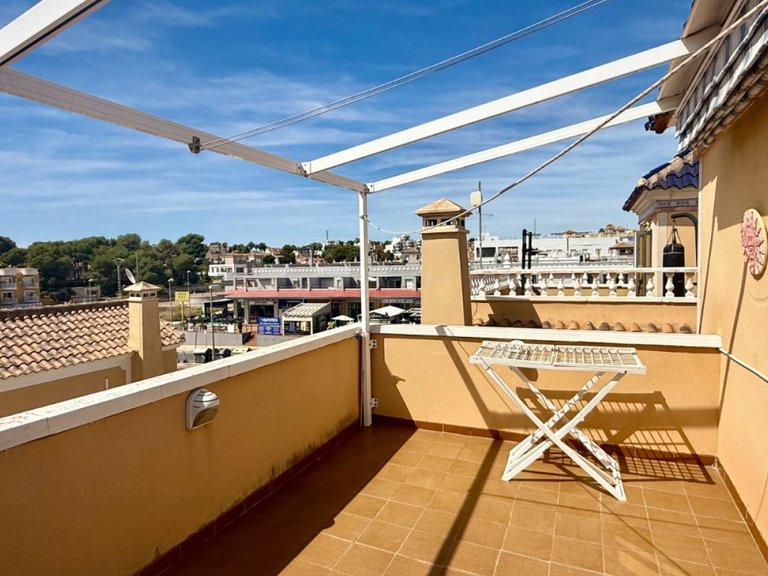 Villa for Sale in Orihuela Costa, Alicante 2