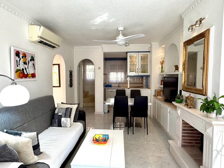 Villa for Sale in Orihuela Costa, Alicante 10