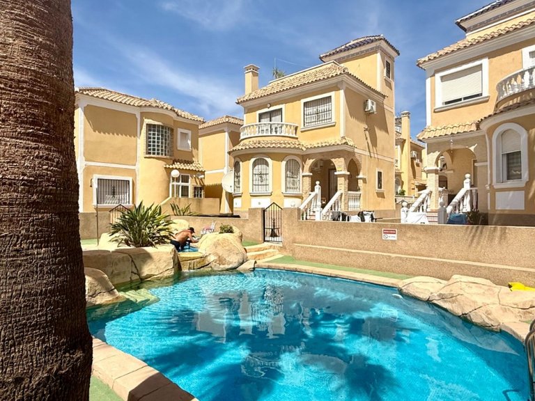 Villa for Sale in Orihuela Costa, Alicante 25