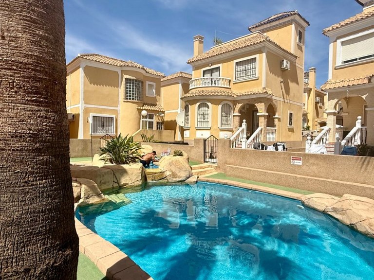 Villa for Sale in Orihuela Costa, Alicante 26