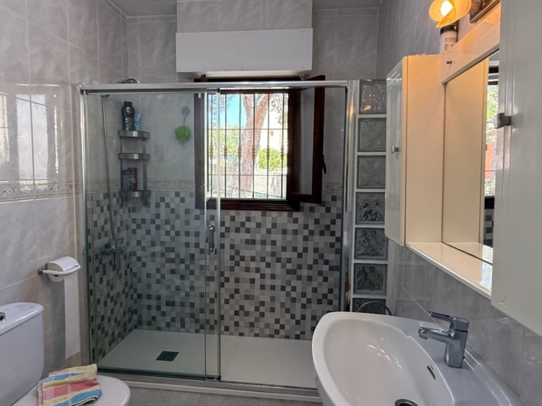 Villa for Sale in Orihuela, Alicante 37